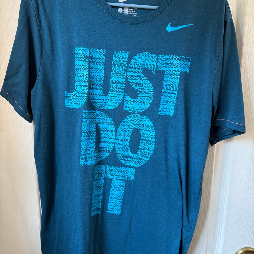 Nike Men's Teal 'Just Do It' T-Shirt